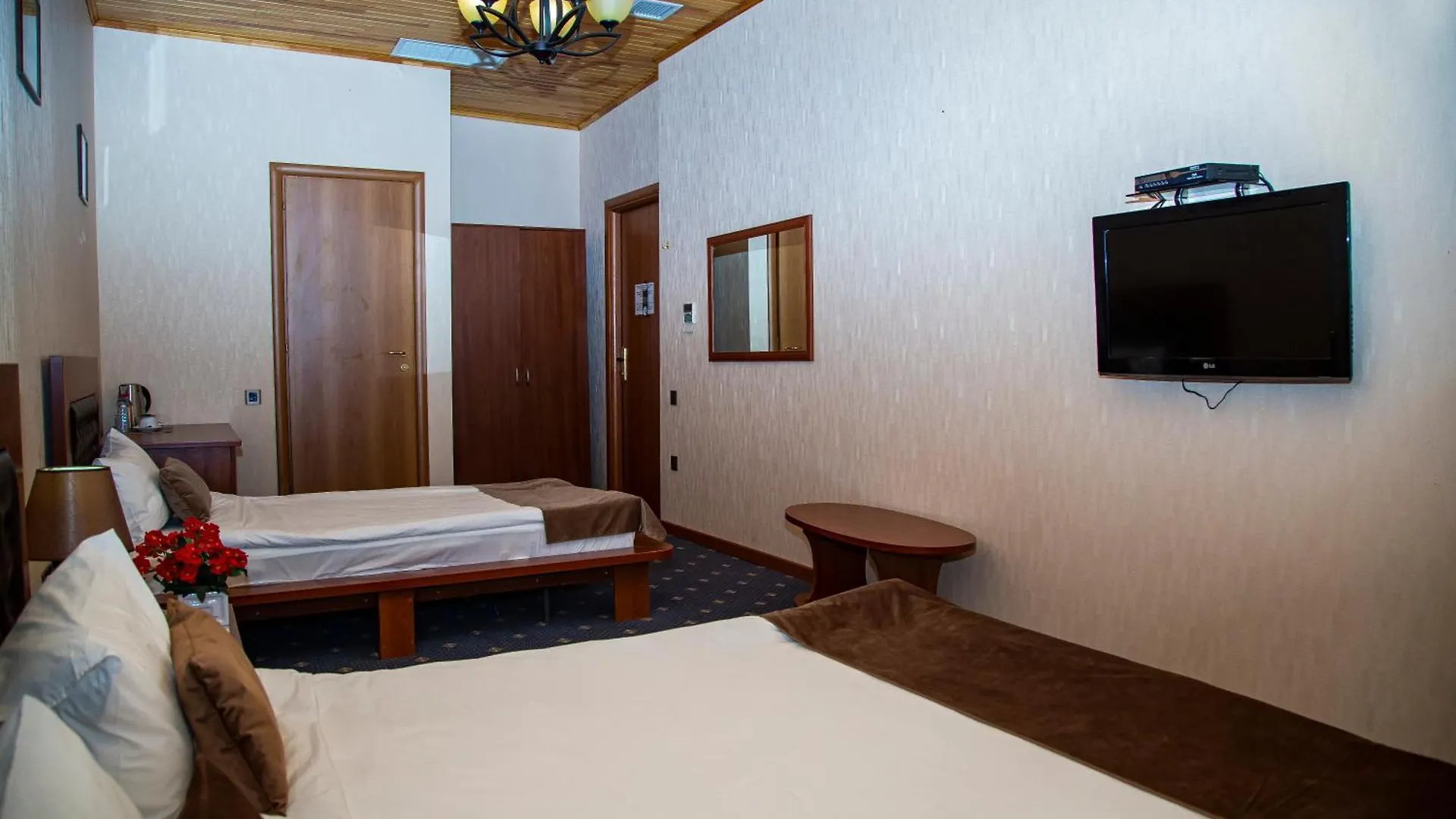 Port Hotel Baku 4*,